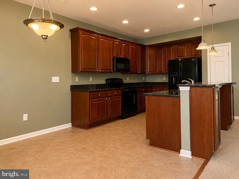 2328 Forest Ridge Ter #6 — Photo 14