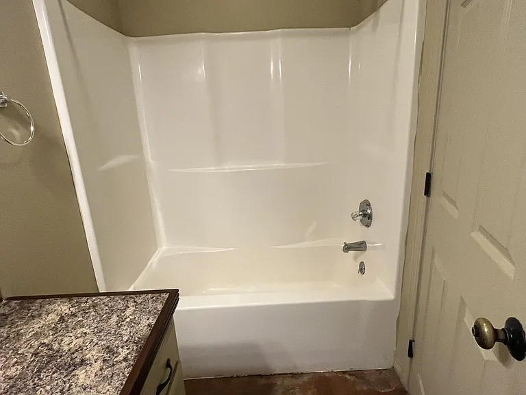 2120 Old Sterlington Rd — Photo 9
