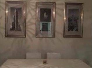 500 Bayview Dr APT 115, Sunny Isles Beach, FL 33160