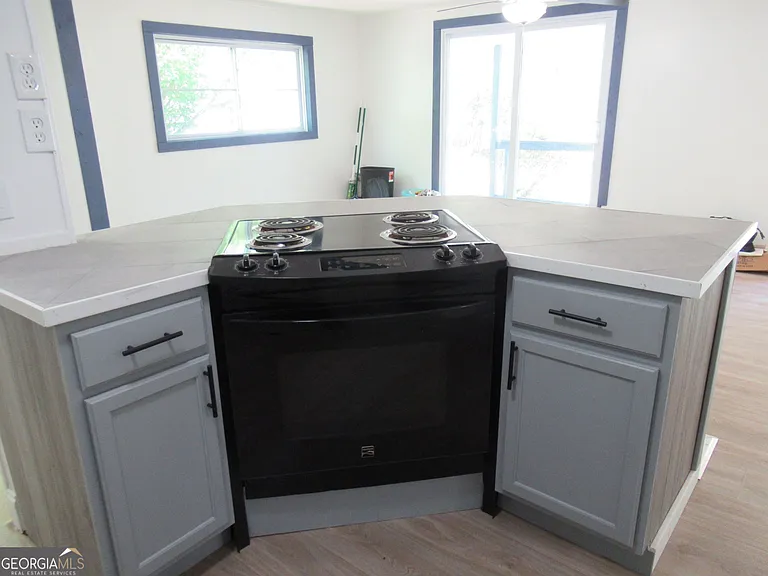 229 Fox Mountain Rd — Photo 8