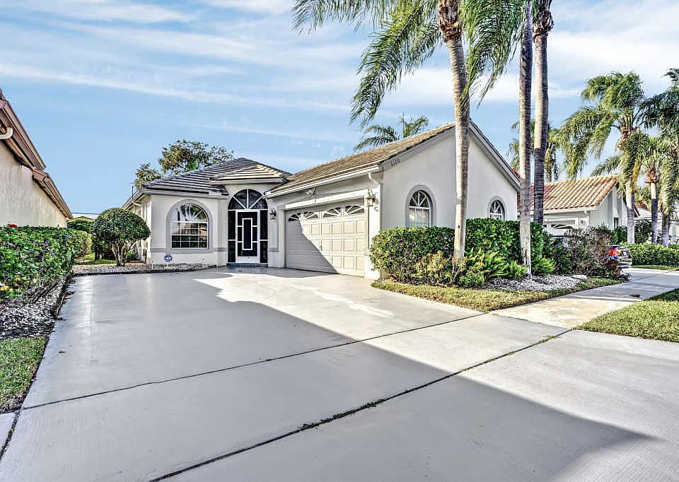1st image of 6120 Bay Isles Dr