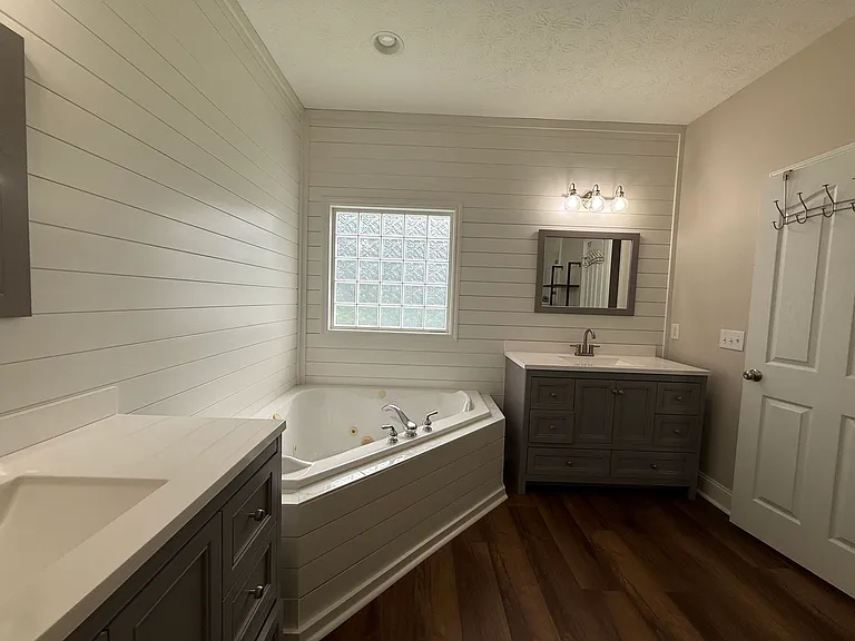 24 Caldwell Ct — Photo 18