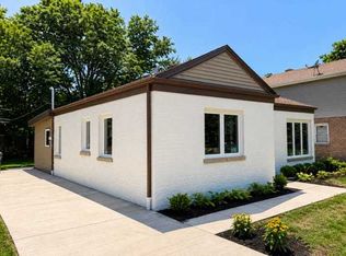 5809 W Main St, Morton Grove, IL 60053