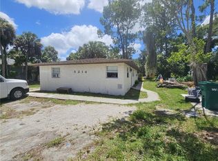 5214 Sholtz St, Naples, FL 34113