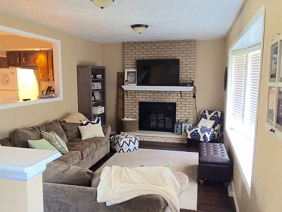 2nd image of 12895 Darlene Ct