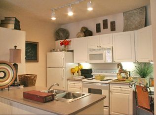 2323 N Field St APT 2326, Dallas, TX 75201