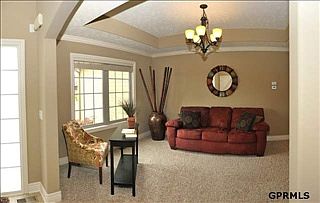 5th image of 7636 Leawood St