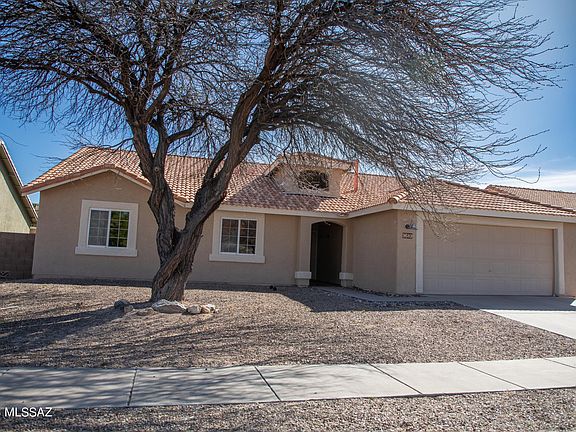 3rd image of 9689 E Paseo Juan Tabo