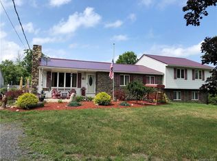 337 Harriman Heights Rd, Harriman, NY 10926