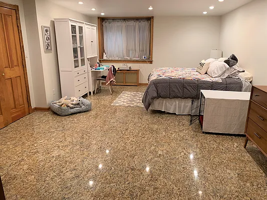 Rented by Corcoran | media 28