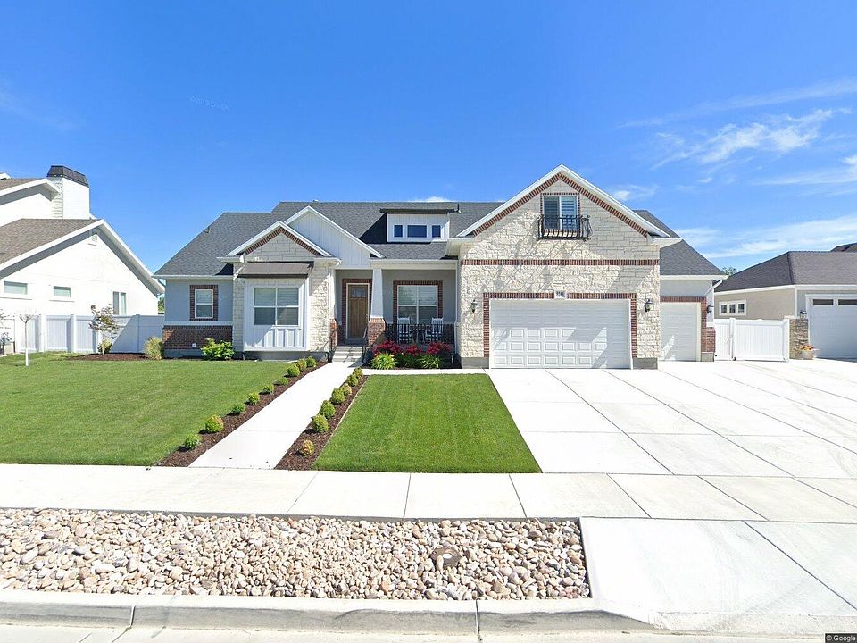 1st image of 2044 W Bamberger Dr