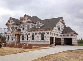 2005 Princesa Dr, Matthews, NC 28104