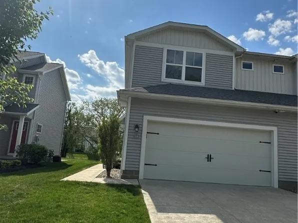 1339 Cascade Cir E, Canton, OH 44708