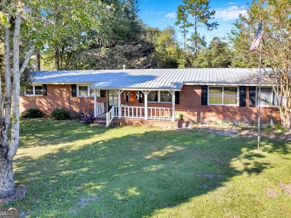 53 Rebecca St, Thomasville, GA 31792