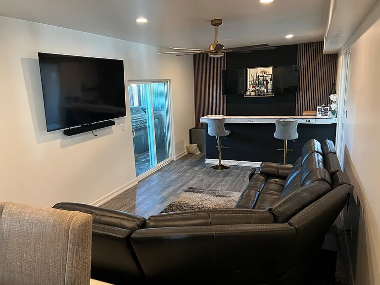 823 Gwen St — Photo 7