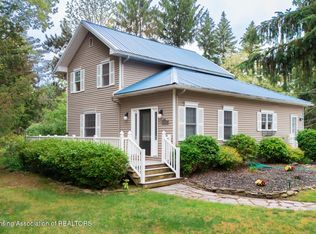 9181 Coleman Rd, Haslett, MI 48840