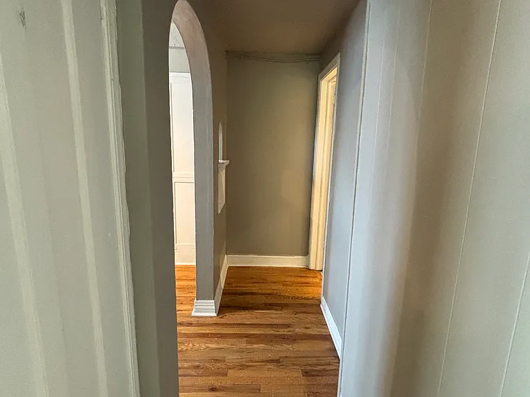 2611 E 15th St #10 — Photo 7