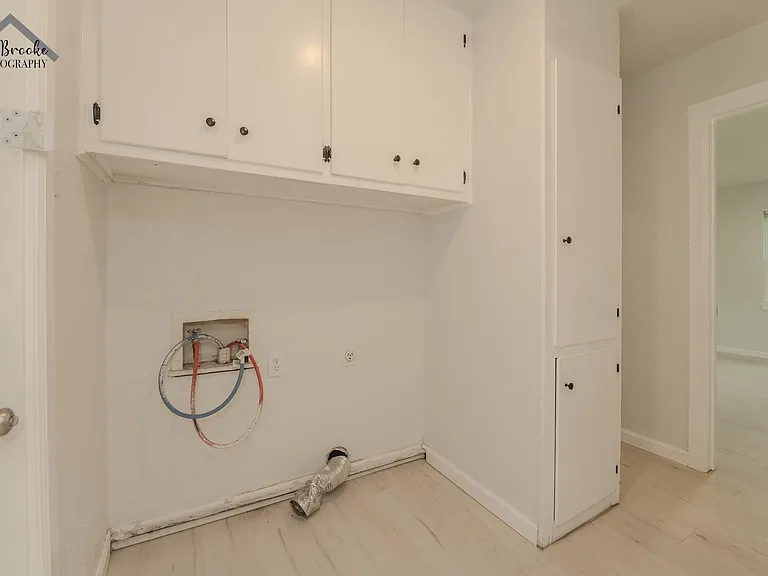 4505 University Ave — Photo 13