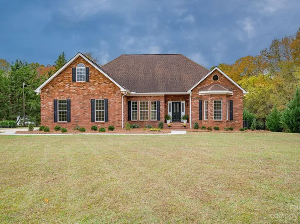 604 Maple Grove Church Rd, Weddington, NC 28104