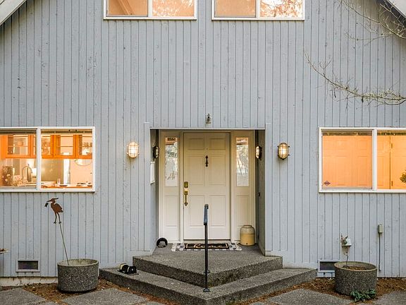 5th image of 16273 Reitan Road NE