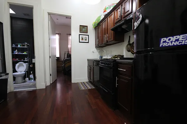 Rented by Nooklyn NYC LLC | media 3