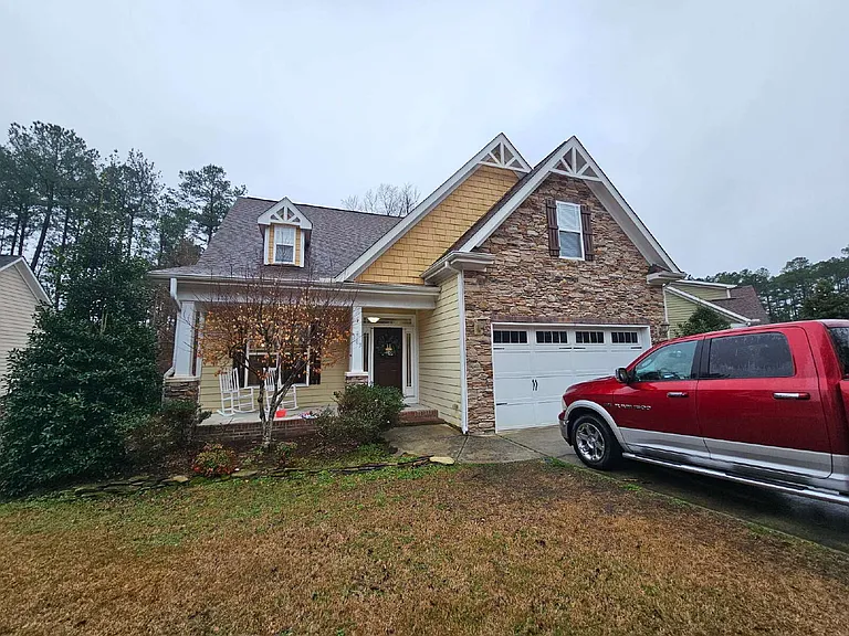 305 Skipping Water Dr — Photo 4