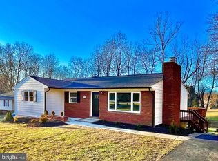 2126 Carroll Dale Rd, Sykesville, MD 21784