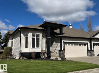 12610 15th Ave SW #17, Edmonton, AB T6W1X1