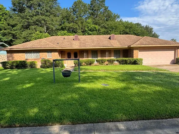 6857 Franklin Delano Roosevelt Dr, Jackson, MS 39213