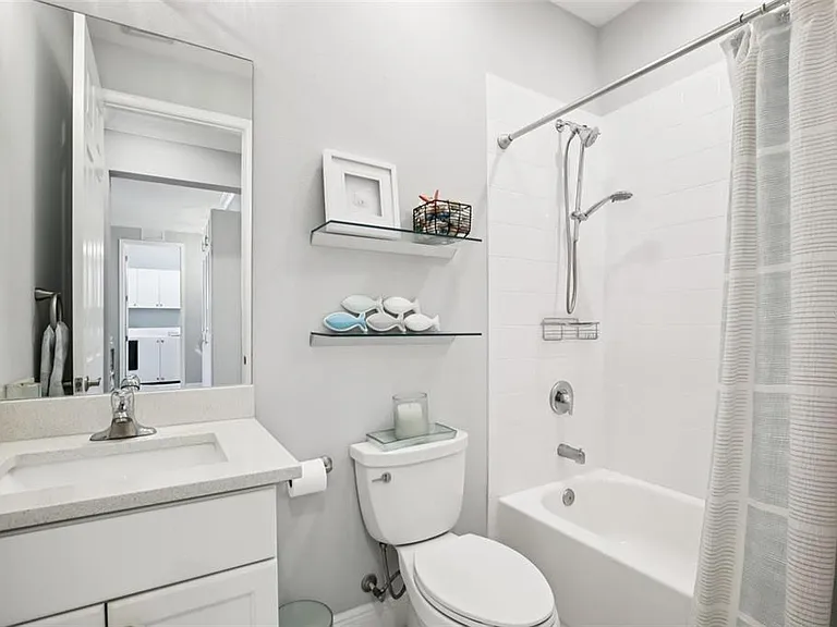 2946 Trustee Ave — Photo 13