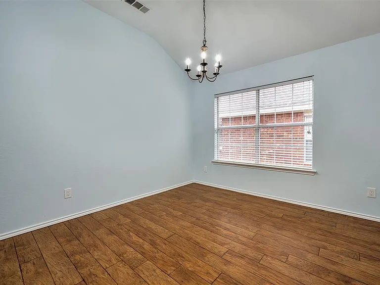 1617 Redwood Dr — Photo 25