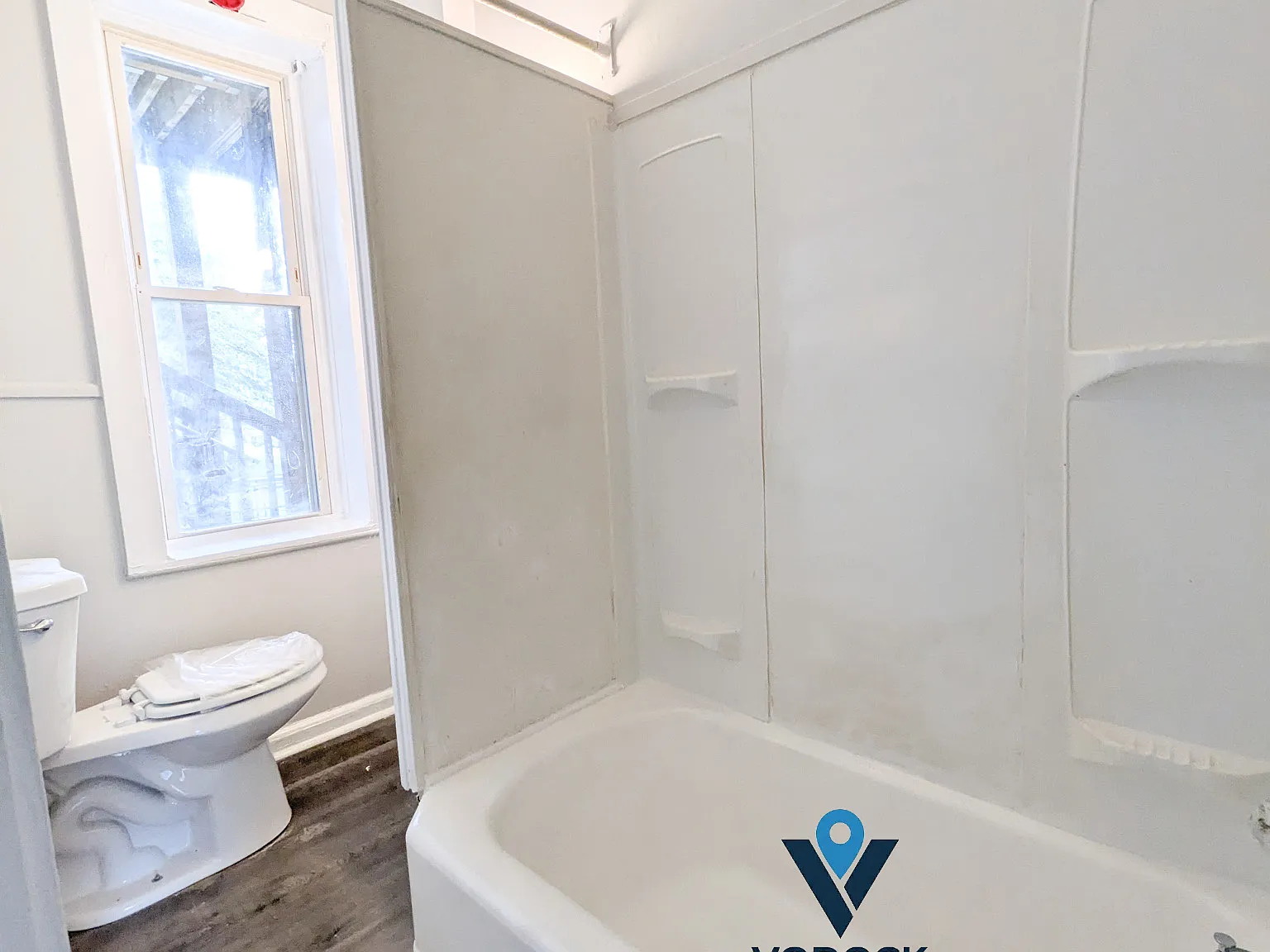 2 bed, 950 sqft, $1,500 — Photo 2