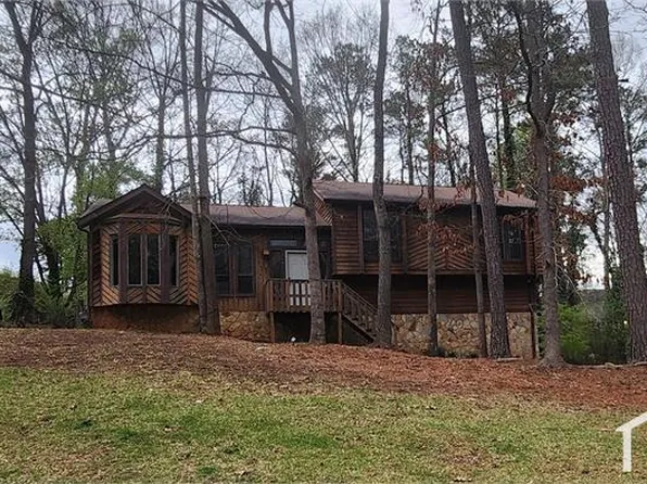 6694 Live Oak Ln, Douglasville, GA 30135