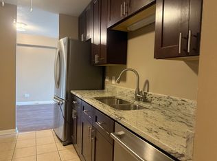 2201 S Stewart Ave APT 5H, Lombard, IL 60148