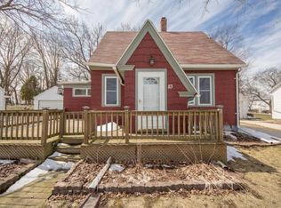 83 Dewey St, Sheboygan Falls, WI 53085