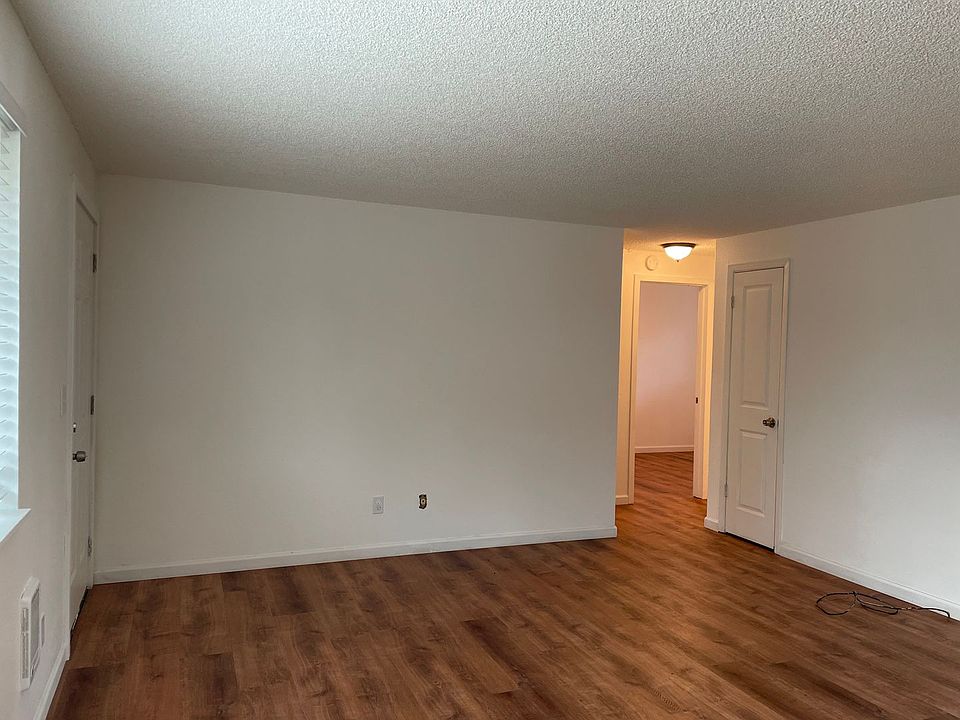 R2212 Pinewood Apartments 2212 Carlson Rd Vancouver WA Zillow