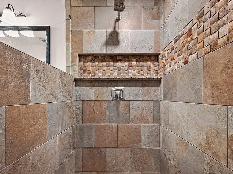 25223 Clover Ranch Dr — Photo 36