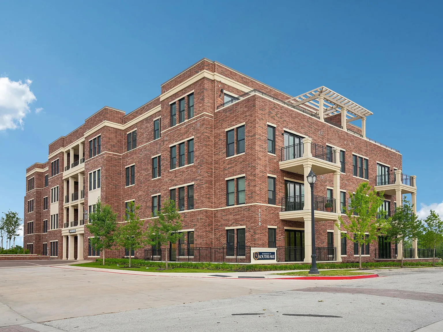 Residences at Southlake — Photo 1