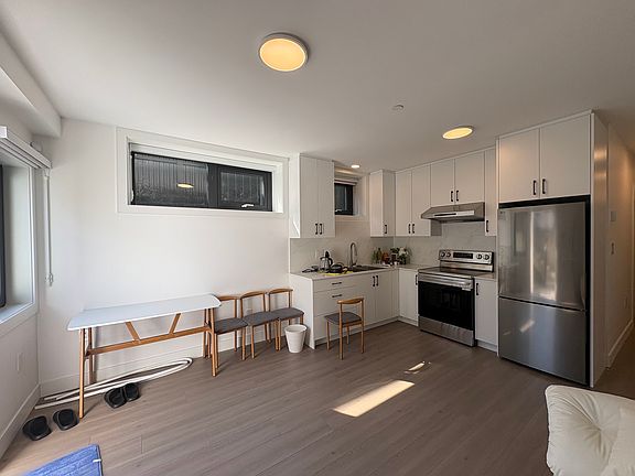 3rd image of 2450 E 53rd Ave