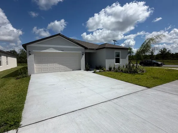 5792 Red Kite Dr, Wimauma, FL 33598