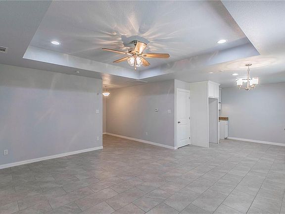 2nd image of 716 N Las Vegas Trl