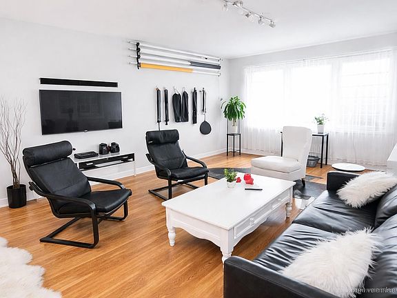 2nd image of 2520 Kennedy Blvd APT 4H
