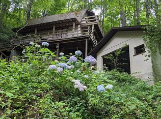 94 Blueberry Ridge Rd, Topton, NC 28781