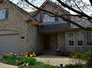 23 Lasalle Ct SE, North Canton, OH 44709