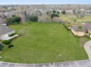 22 Forest Oaks Dr, New Orleans, LA 70131