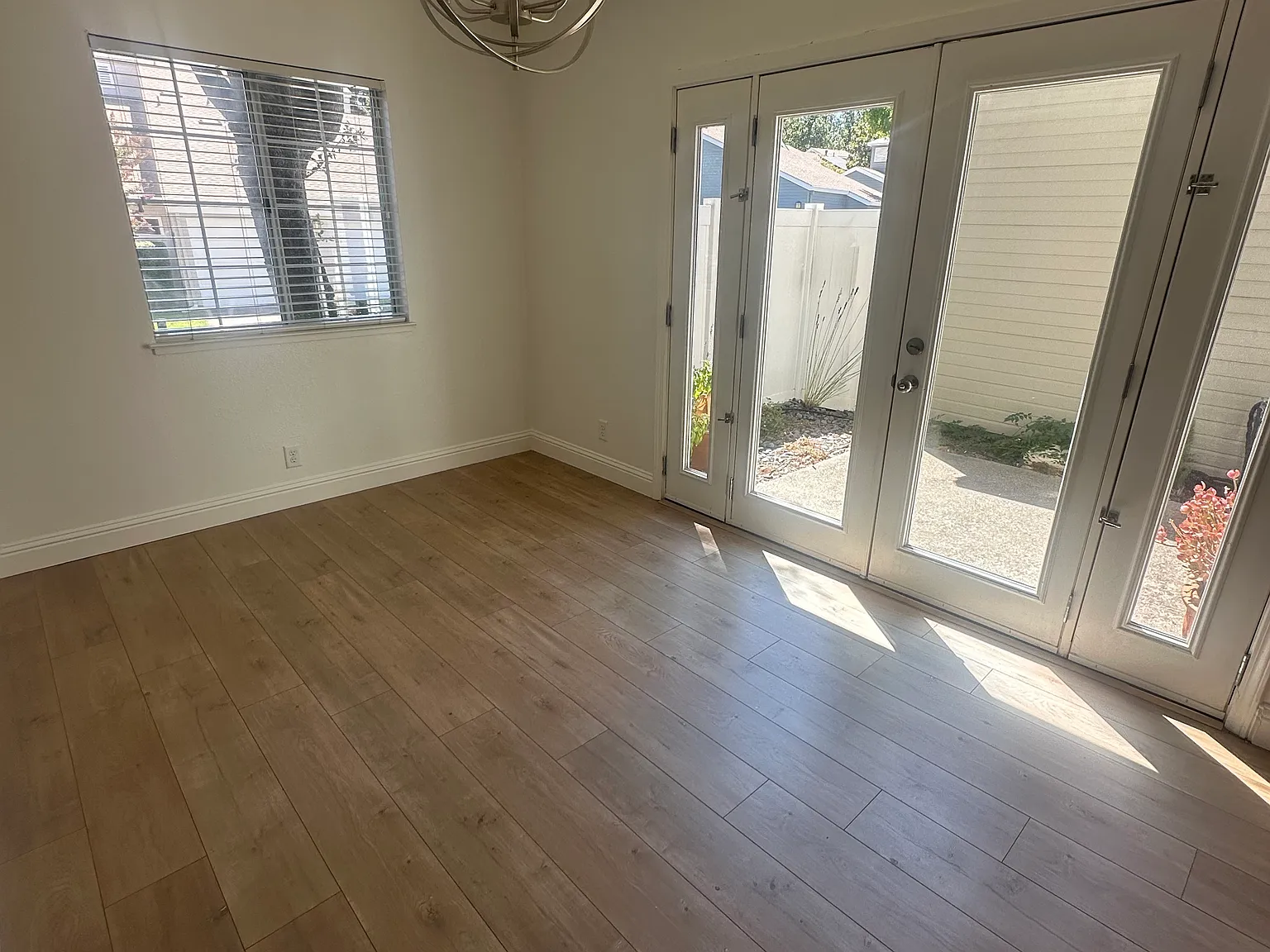 5403 Cameo Ct — Photo 4