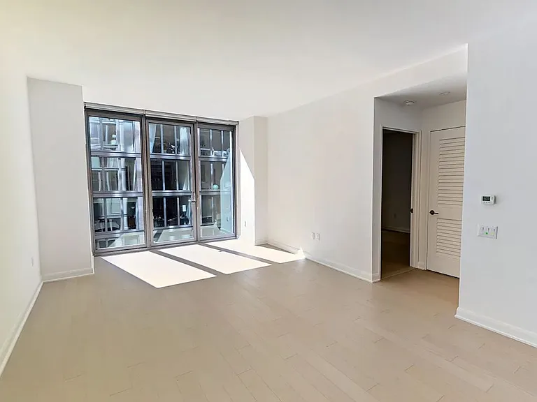 7 W 21st St #10J — Photo 5
