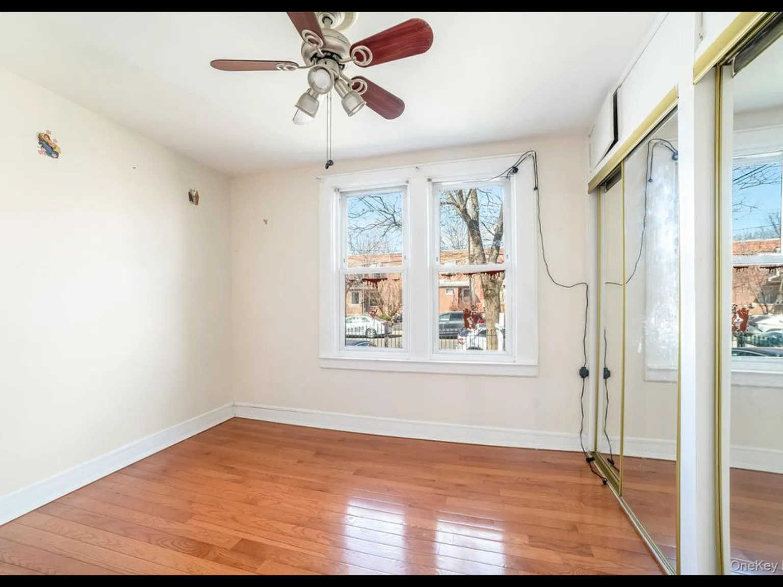 2 bed, 1200 sqft, $2,200 — Photo 4