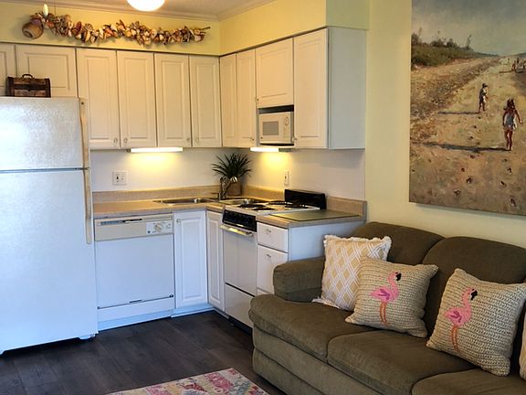 3rd image of 23 S Forest Beach Dr APT 311