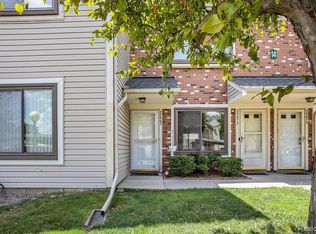 30663 Hidden Pines Ln, Roseville, MI 48066